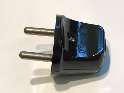 VINTAGE 2 PIN MAINS POWER PLUG BAKELITE CIRCA 1967 fd1f7