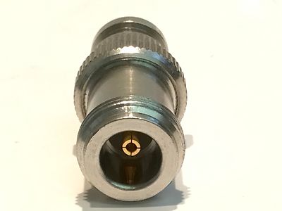 SUHNER PREMIUM N TYPE FEMALE TO BNC MALE RF ADAPTER 33-BNC-N-50-1/133 ae1v9