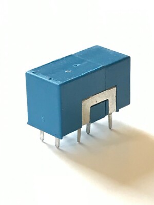 MINIATURE 4 POLE THERMOCOUPLE / TELECOMS TEST POINT CONNECTOR fd5e53
