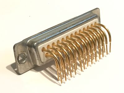 25 WAY PROFESSIONAL QUALITY D TYPE FEMALE RIGHT ANGLE CONNECTOR fd1f1