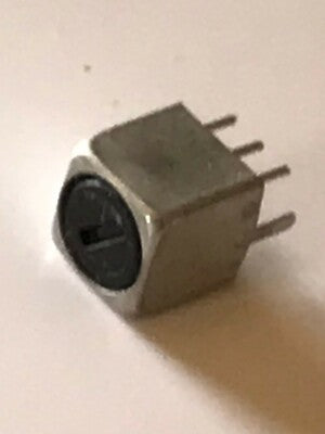 TOKO 5SVLC VARIABLE COIL 455KHz 5MM INDUCTOR 176 TURNS Q = 70 (x1) ad1i3