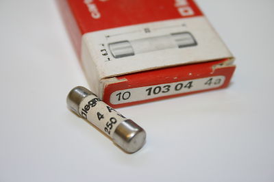 LEGRAND 103-06 4A CERAMIC FUSE 23 X 6.3 (x1) fbb22j