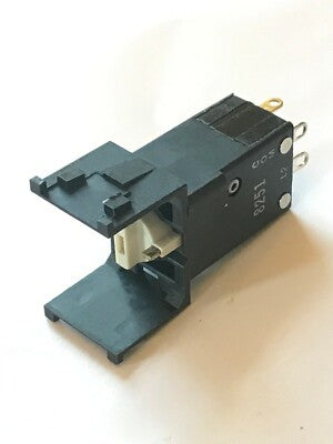 OAK 80700-102G DPDT MOMENTARY PUSH SWITCH (X1) fd7m81