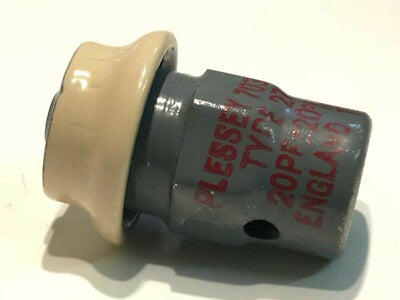 20PF 10KV VINTAGE PLESSEY RF RADIO TRANSMITTER DOOR KNOB CAPACITOR bsa4da