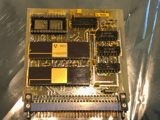 MILITARY PCB WITH EF6802CM, MC6821/BOAJC-883C, X2210DMB CHIPS & MORE ae1*10