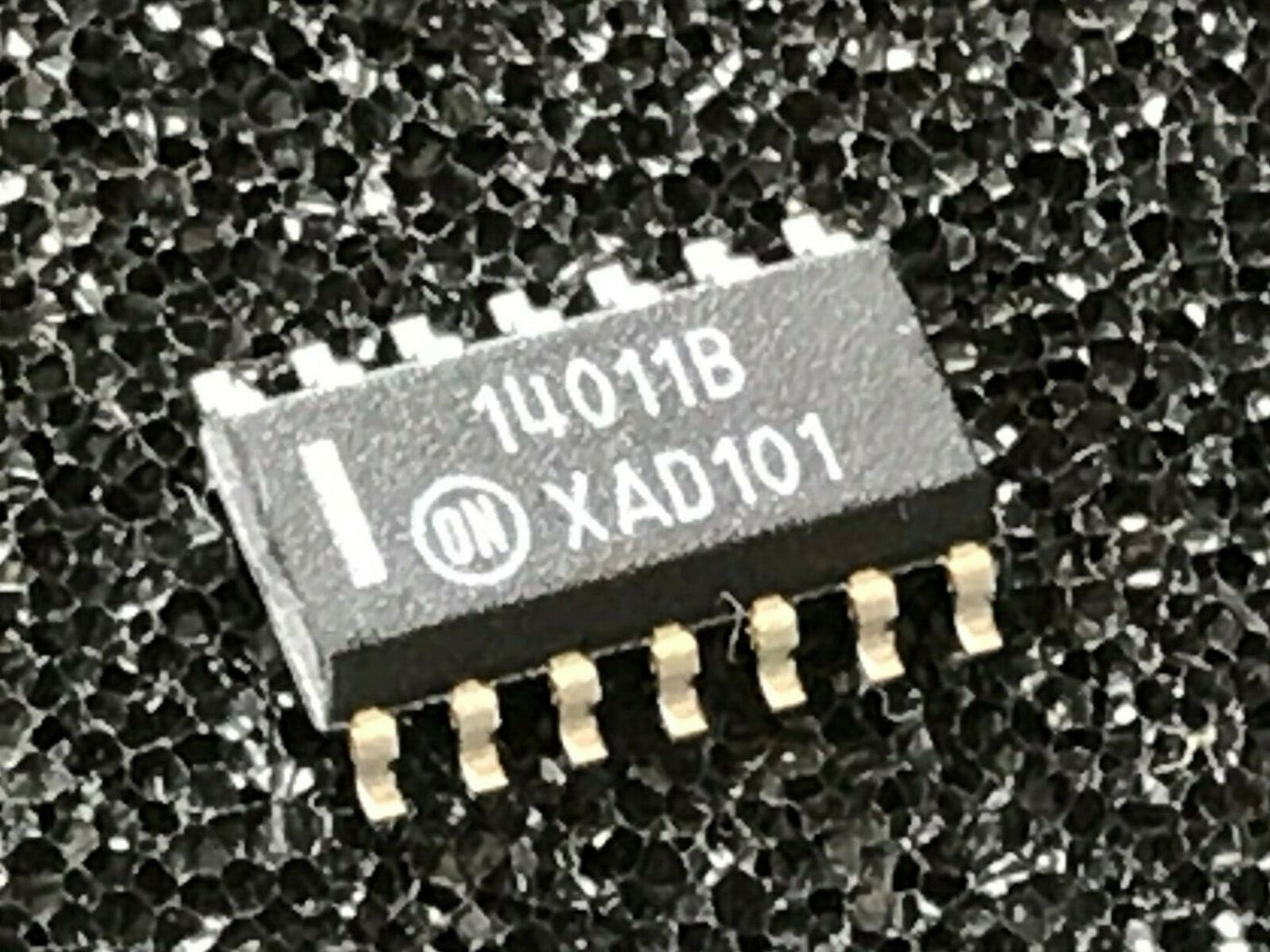 14011B ORIGINAL ON-SEMI 14 PIN SURFACE MOUNT CHIP SOIC-14 UK STOCK x1 fd6d90