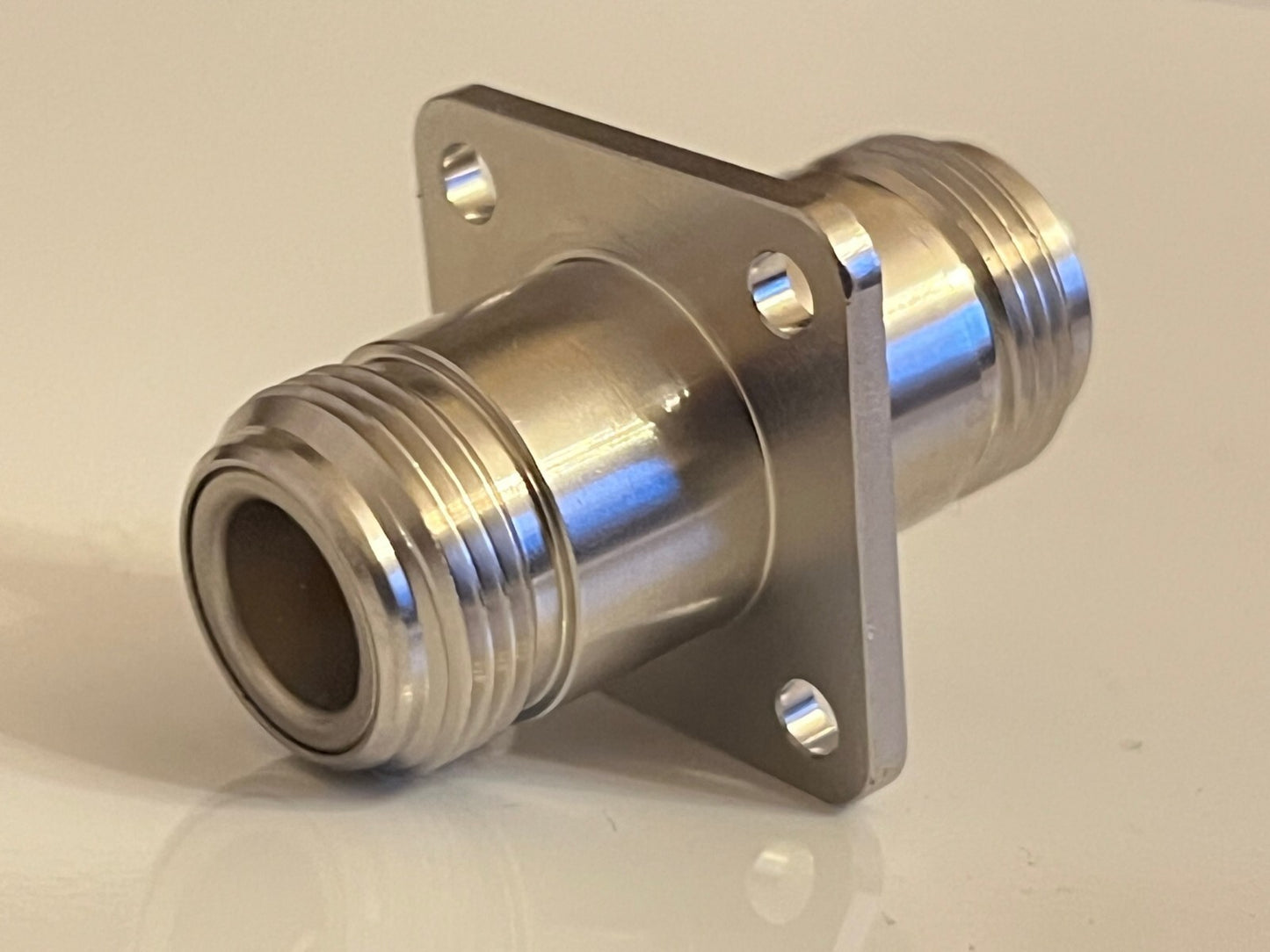 SUHNER N TYPE FEMALE TO N FEMALE BULKHEAD ADAPTER 37_N-50-0-1/133 FD7B21