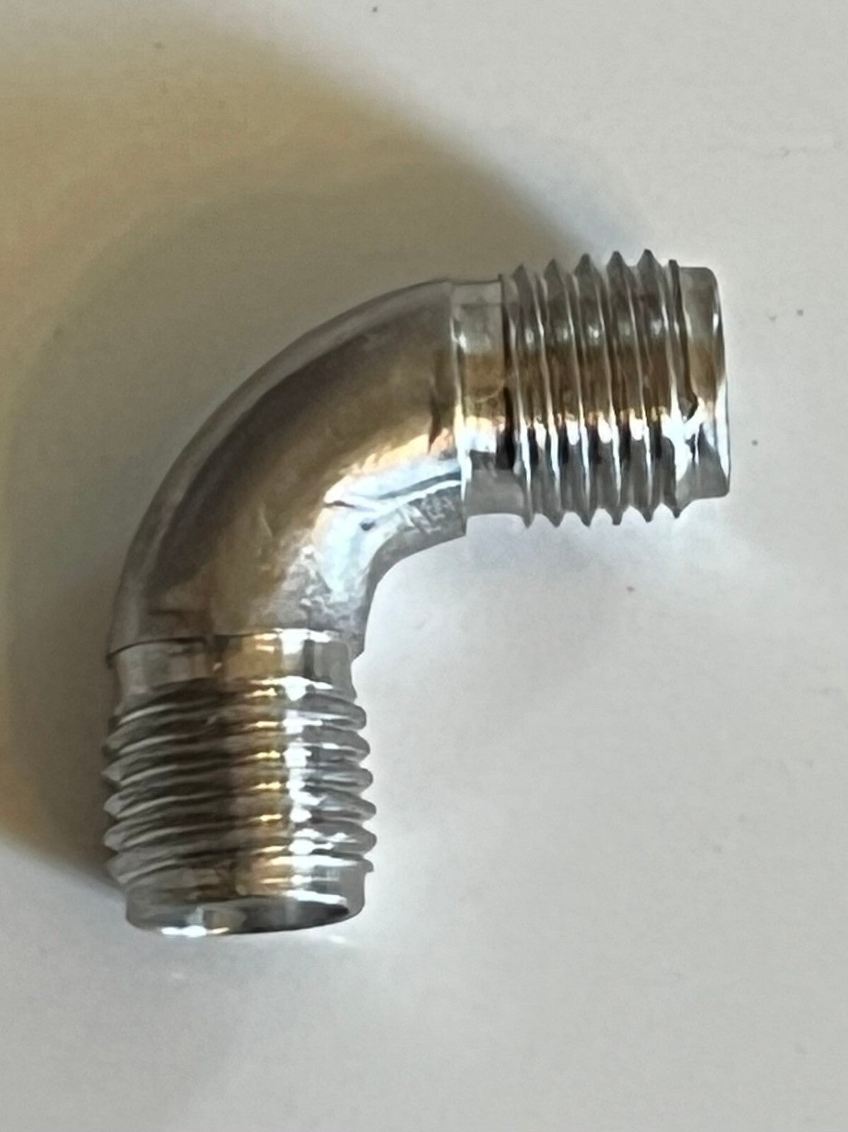 26GHz SMA FEMALE TO SMA FEMALE RIGHT ANGLE RADIUS SWEPT BEND ADAPTER ad2n37