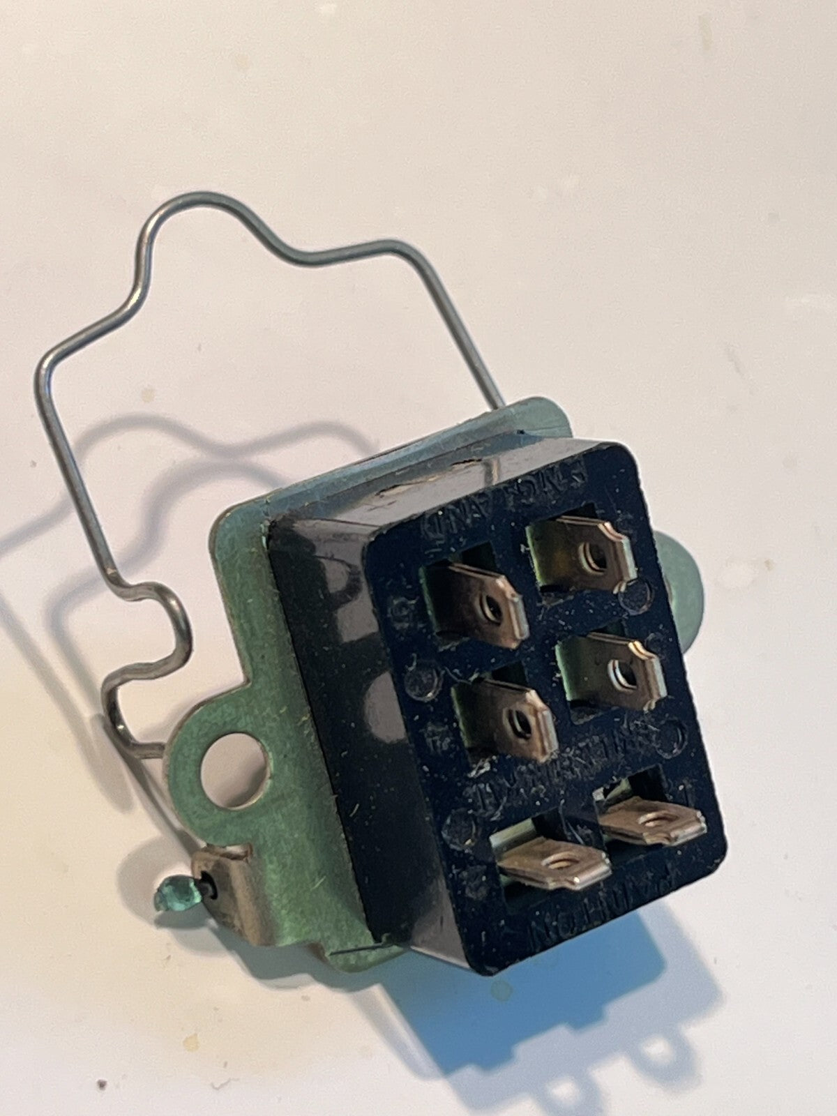 6 WAY PLESSEY SOCKET JONES FEMALE CONNECTOR & RETAINING CLIP ad1p13