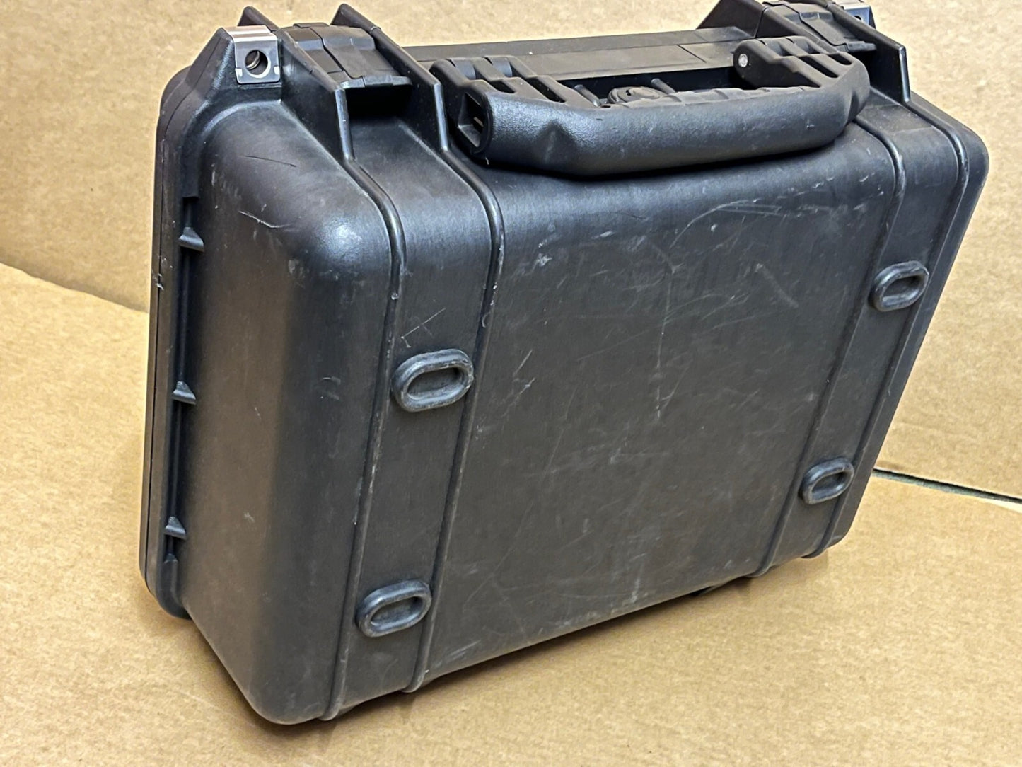 PELICASE 1450 FOAM LINED RUGGED INSTRUMENT TRANSPORT CASE 40 x 33 x 17CM ad1~5