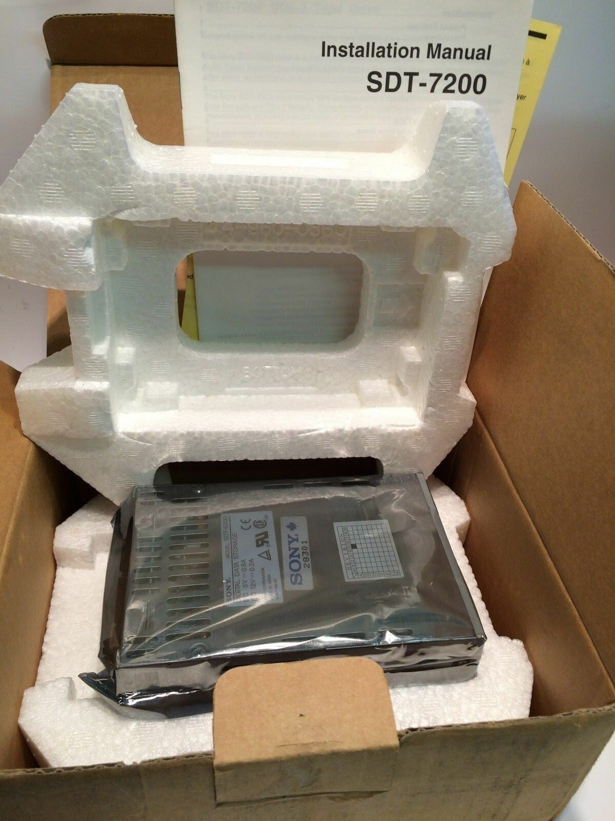 SONY SDT-5200 DDS2 4/8GB DAT TAPE DRIVE NEW BOXED ad2~24