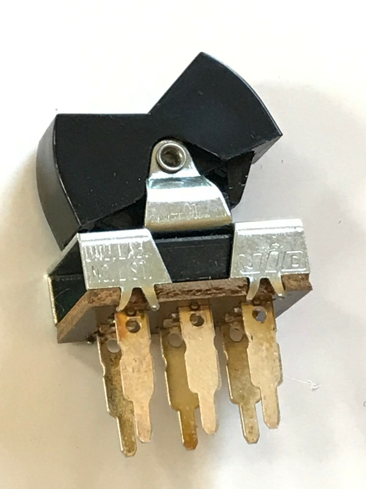 UID 2 POSITION ROCKER SWITCH HP SPARE PART (X1) fd7m90