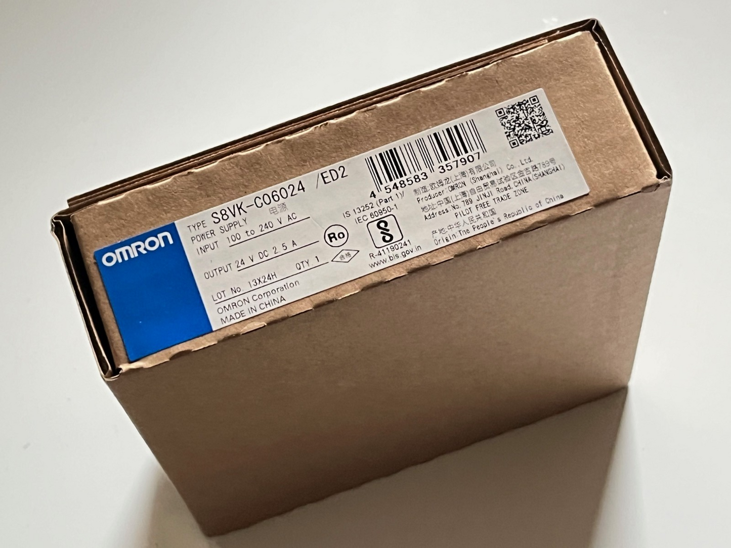 OMRON S8VK-C06024 /ED2 24V 2.5A DIN RAIL MOUNT PSU NEW fd1d31