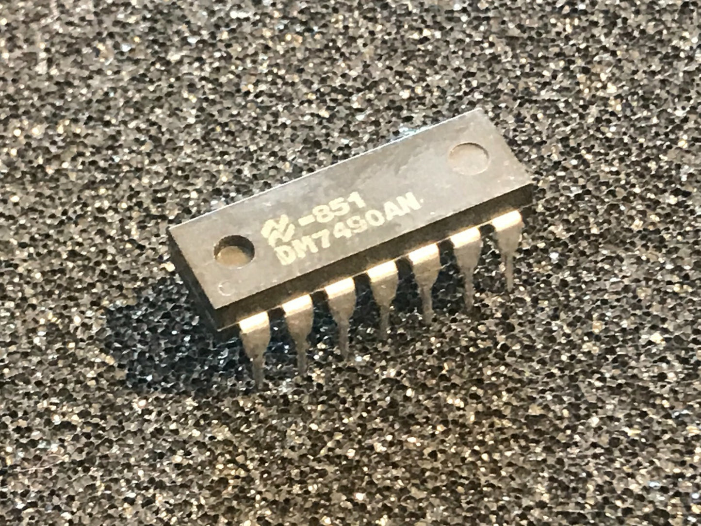 DM7490AN ORIGINAL NSC DECADE COUNTER CHIP UK STOCK x1 faa12C
