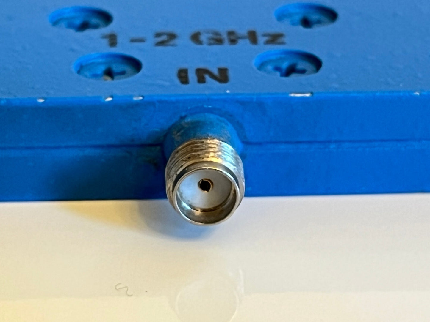 ANAREN 40285 SMA 8 WAY RF 25W POWER DIVIDER 1000MHz - 2000MHz AD2N26