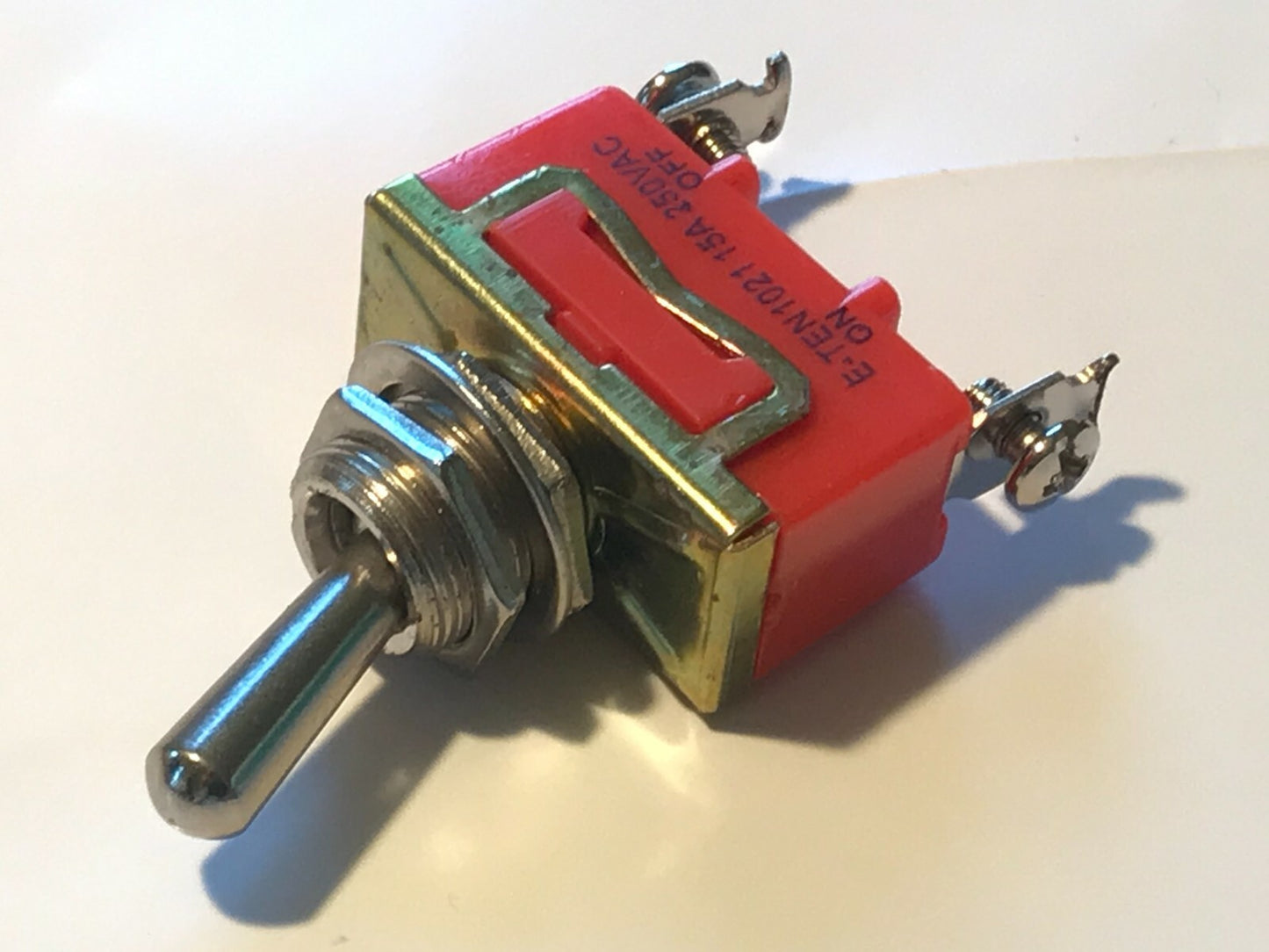 ON - OFF 2 POSITION TOGGLE SWITCH 15A 250V WITH SCREW TERMINALS ad1F7