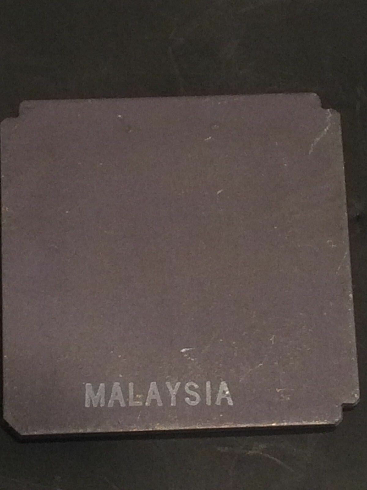 AMD R80186 FLAT PACK GOLD CERAMIC CHIP COLLECTIBLE VINTAGE PROCESSOR fba10a55