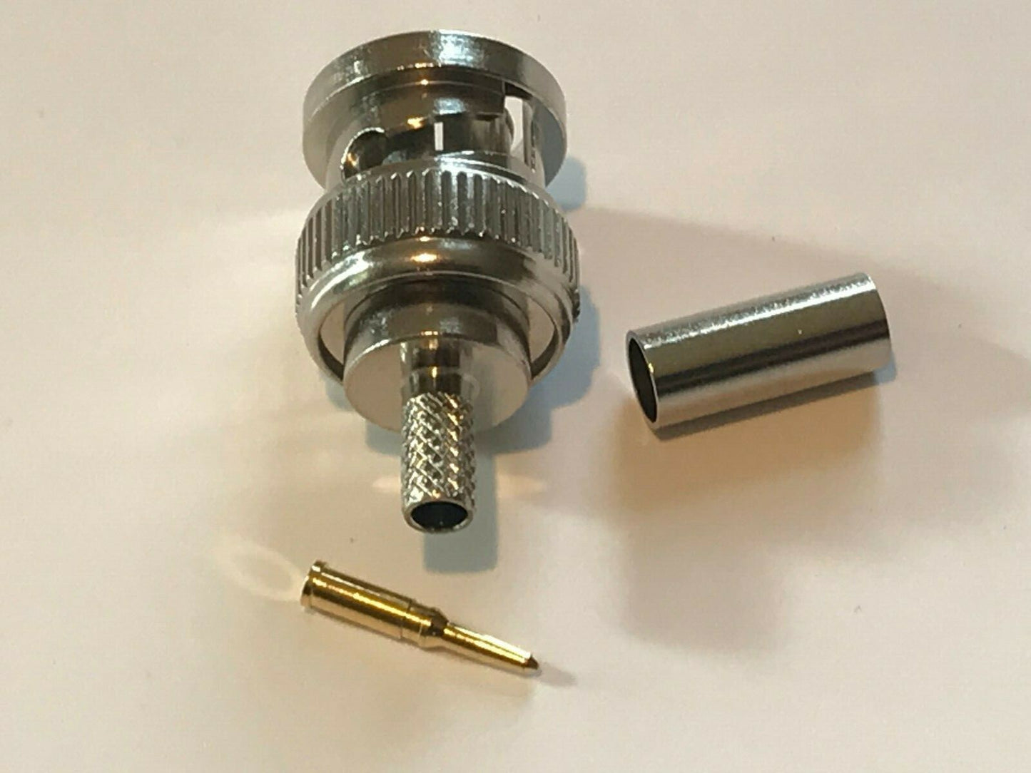 BEST QUALITY BNC PLUG 75 OHM MALE CRIMP TYPE FOR RG59 CABLE (x1) bsc3b