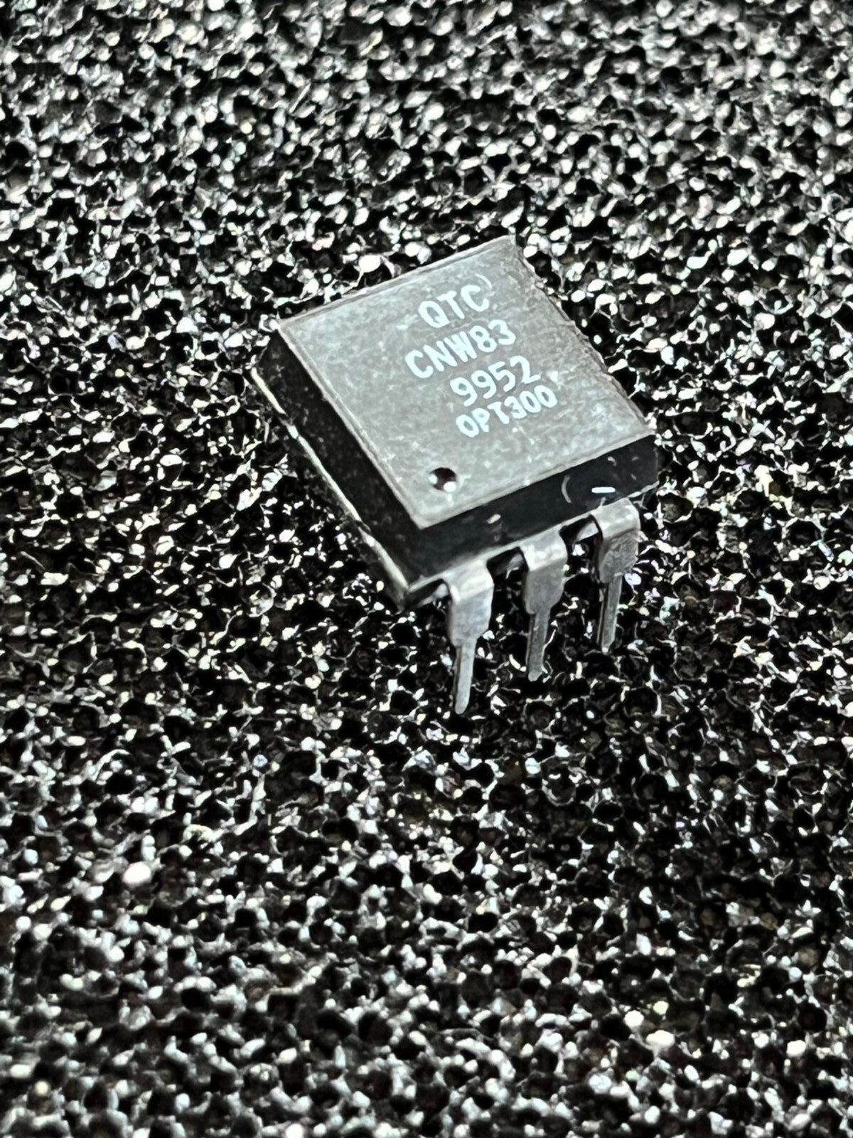 ORIGINAL QTC CNW83 HIGH ISOLATION OPTO COUPLER I.C. x1 UK STOCK fba39.48