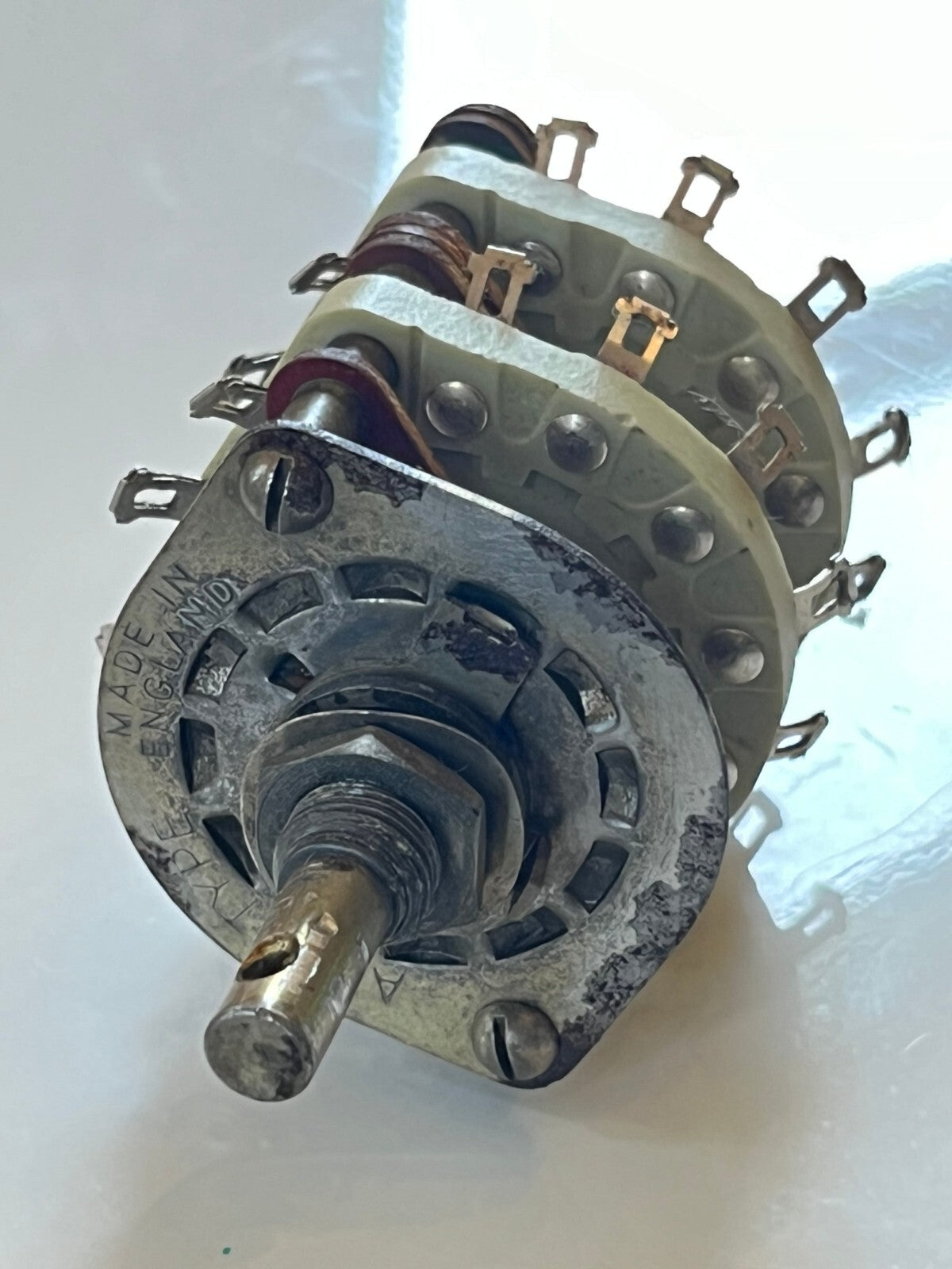 4 POLE 5 WAY CERAMIC ROTARY SWITCH MILITARY SPECIFICATION FAC14