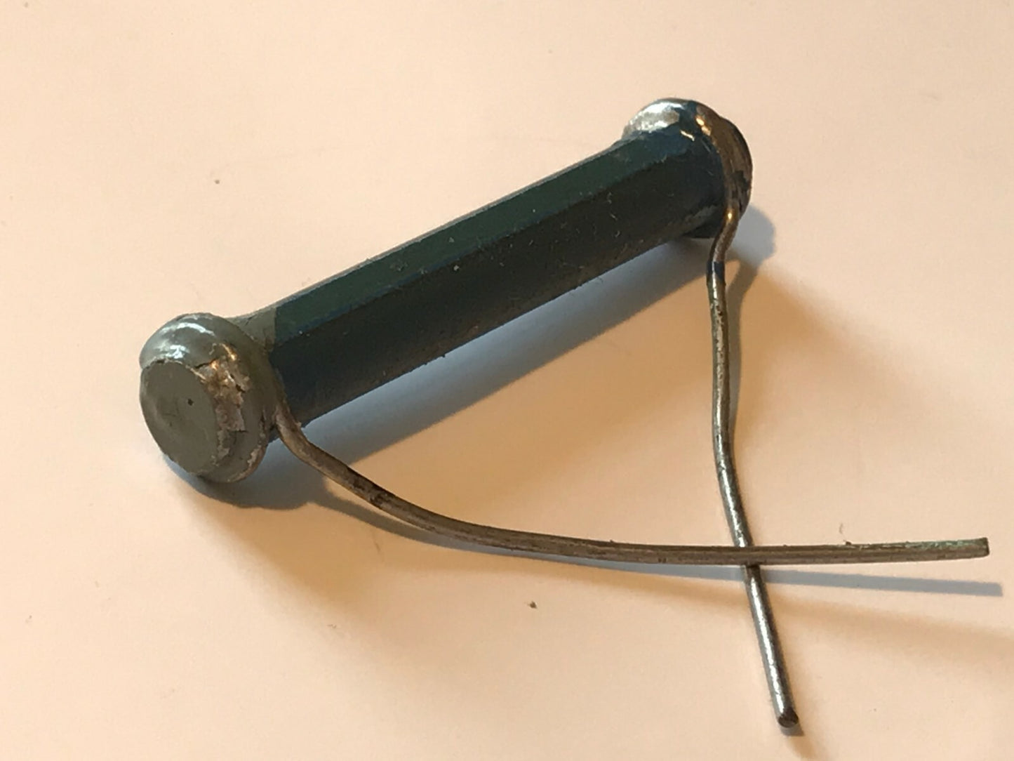 VINTAGE ERIE DOG BONE SOLID CARBON ROD 680 OHM 1W RESISTOR 680R ad1J49
