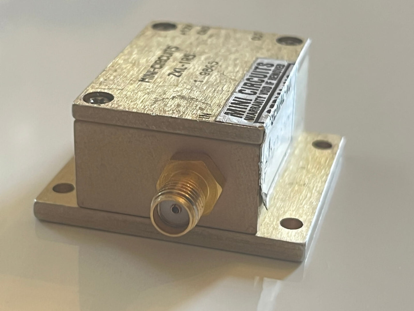MINI-CIRCUITS ZKL-1R5 WIDE BAND 10 - 1500MHz 40dB MEDIUM POWER RF AMP ae1w26