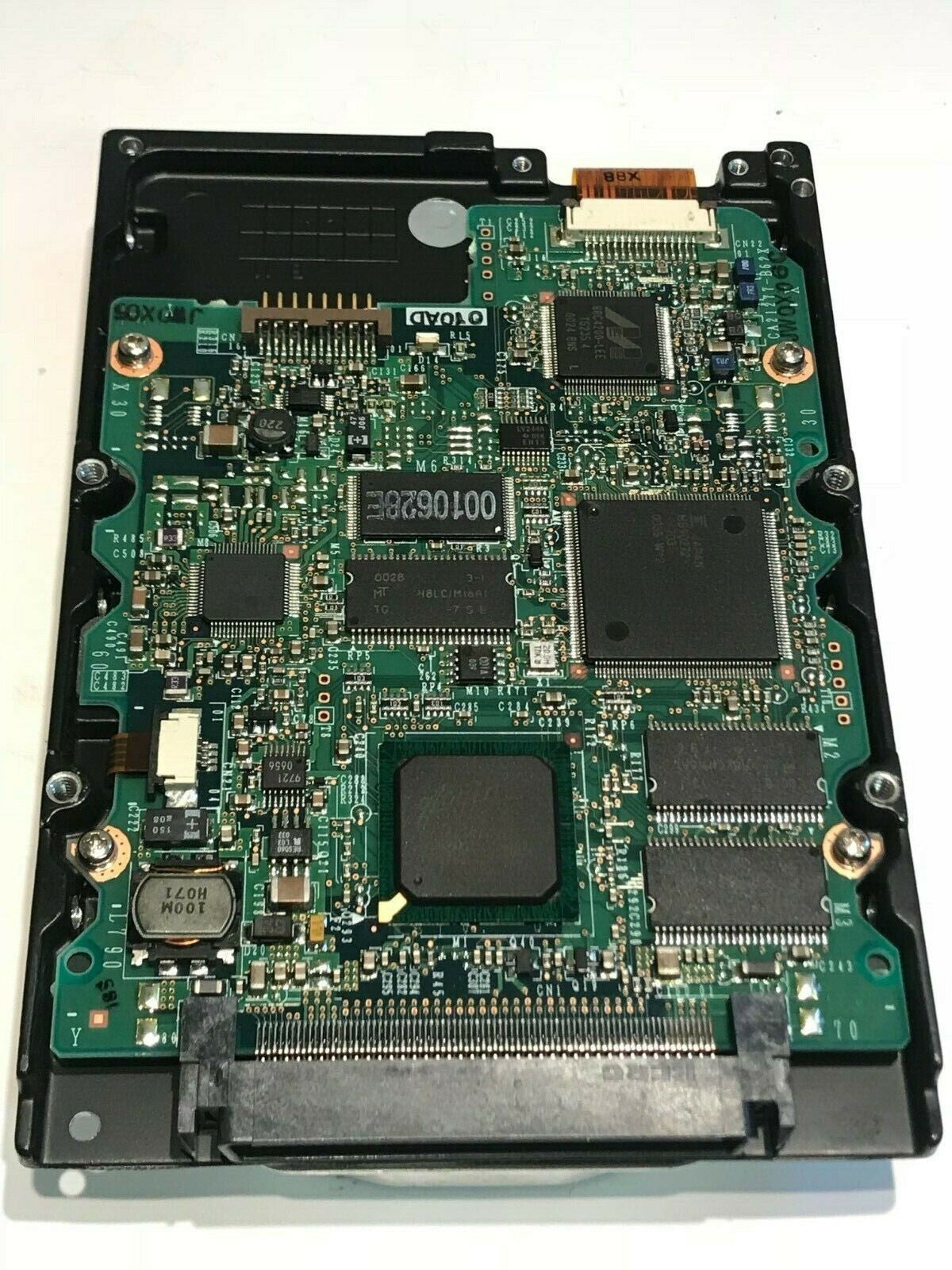 FUJITSU MAH3091MC 9.1GB SCSI 2 HARD DRIVE CAO5695-B12200DC 180721-001 aa5gb7