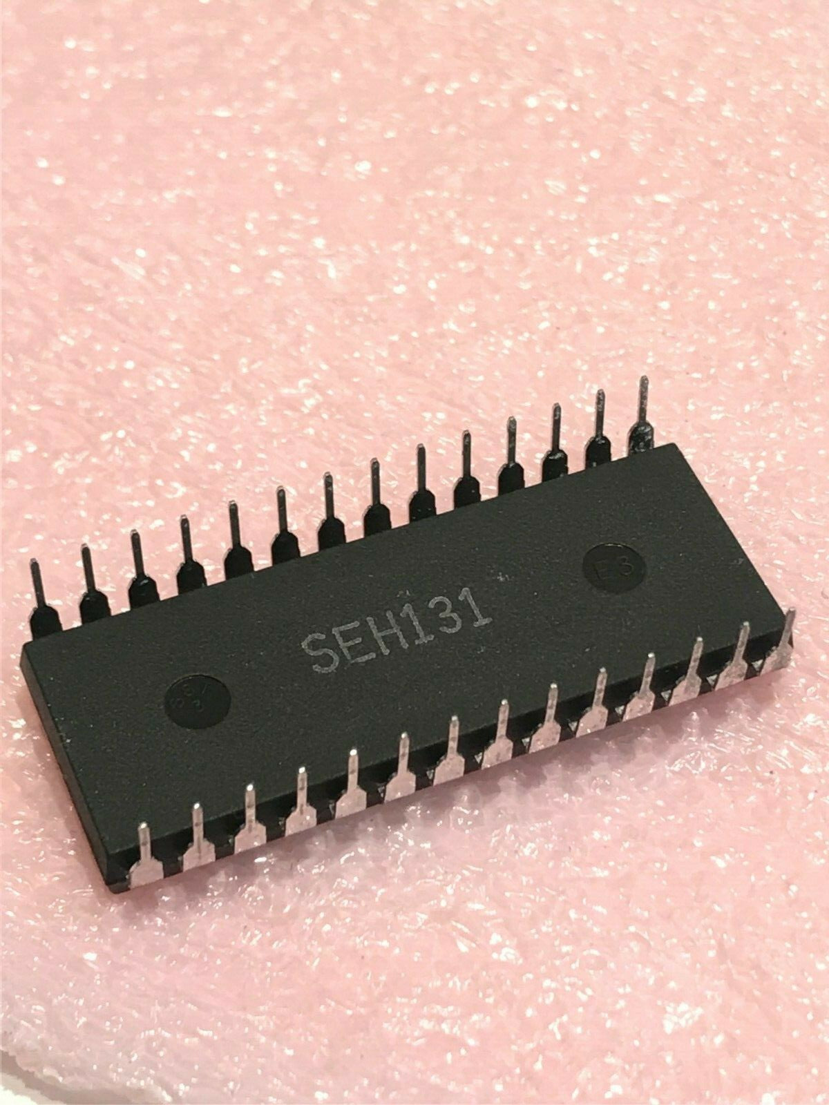 KM62256ALP-10 256K SRAM MEMORY IC DIL 28 PIN UK STOCK (x1) ad1a16