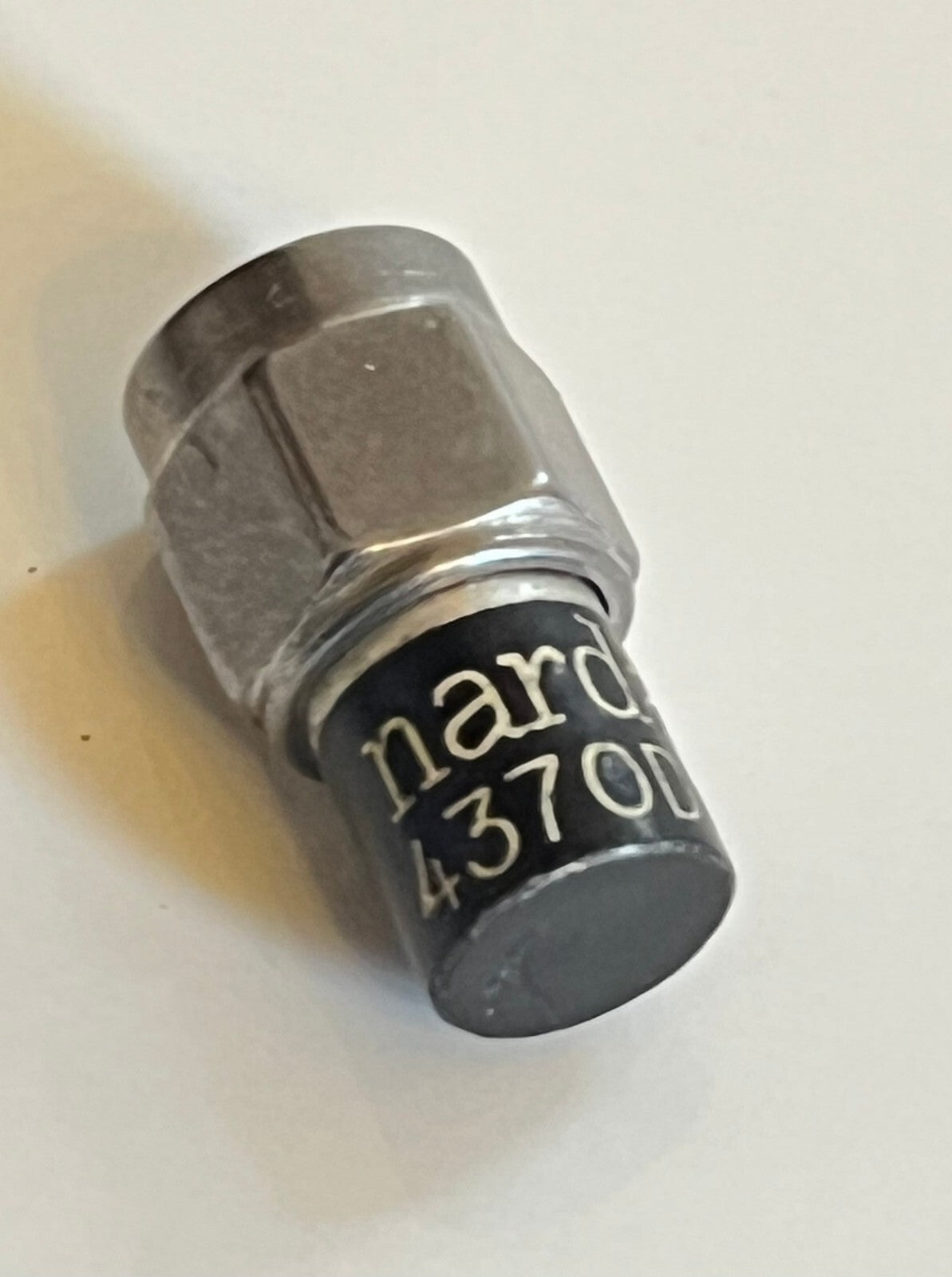 NARDA 4370DM SMA TERMINATOR LOAD 0.5W 18GHZ VERY LOW VSWR (x1) fba10a76
