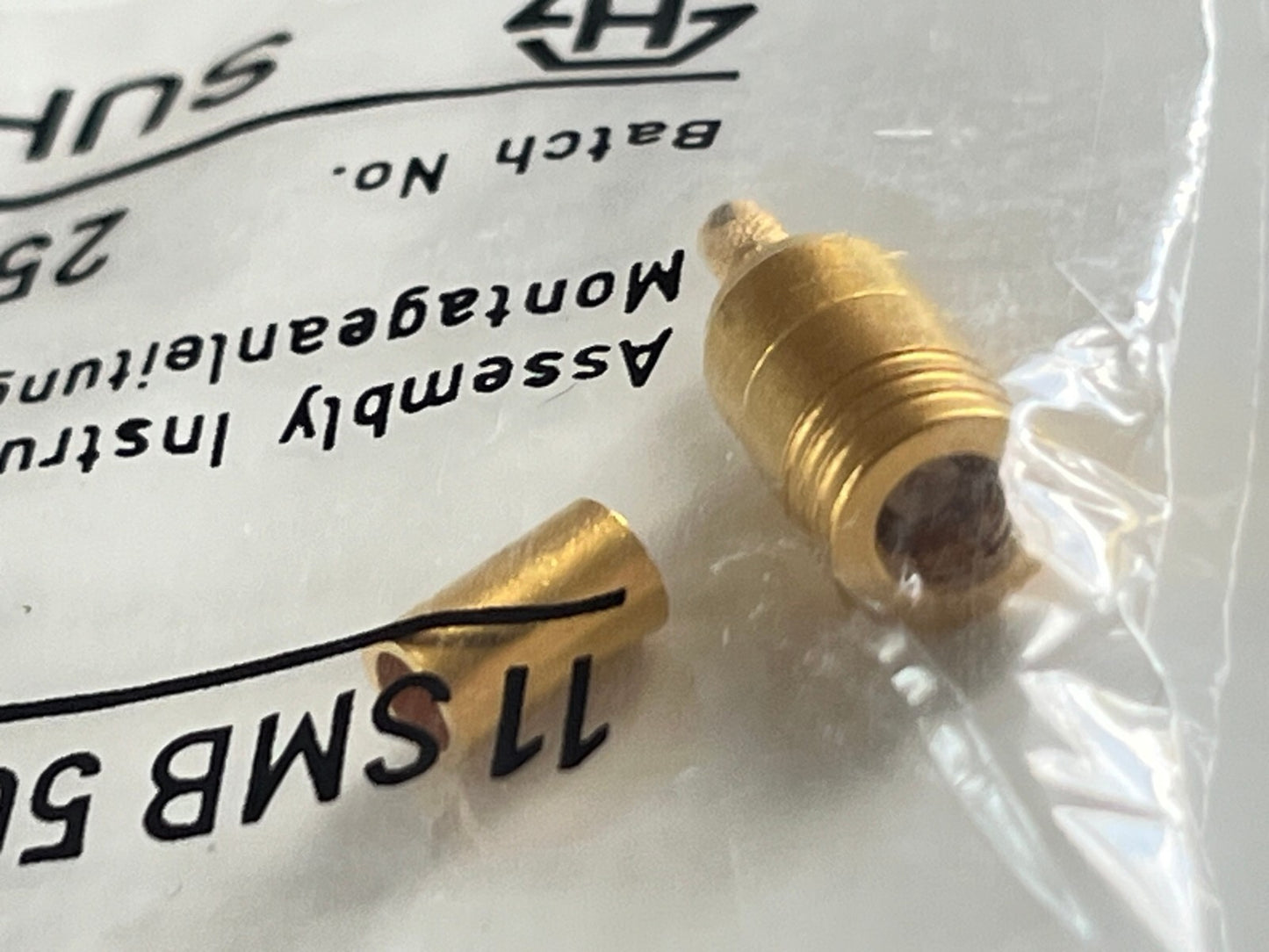 SUHNER 50 OHM SMB MALE CRIMP FOR MINI COAXIAL 11SMB-50-2-10c/111 fcb25.36