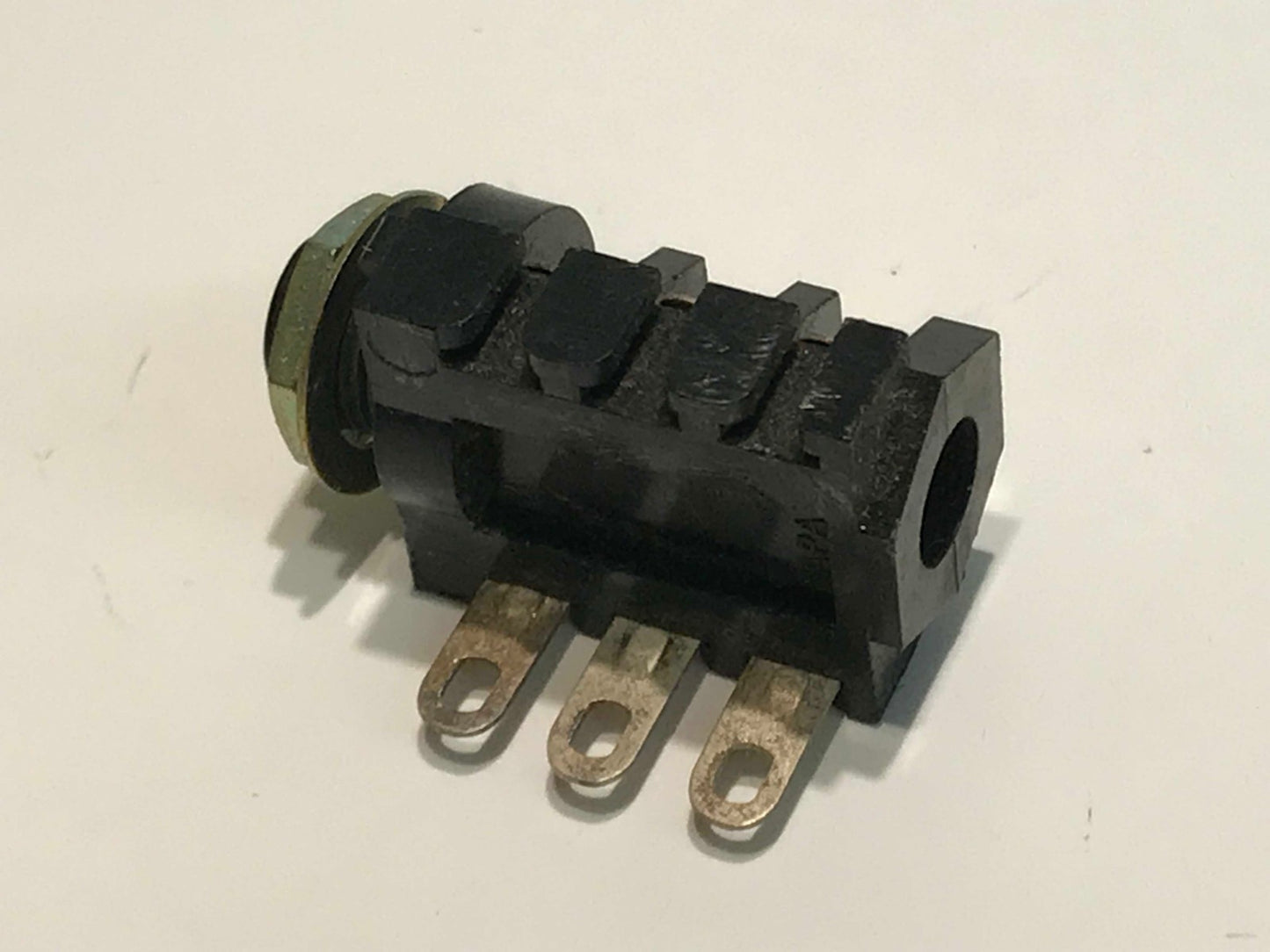 VINTAGE MADE IN JAPAN 1/4" 6.35mm STEREO PANEL JACK SOCKET (x1) ad1r14