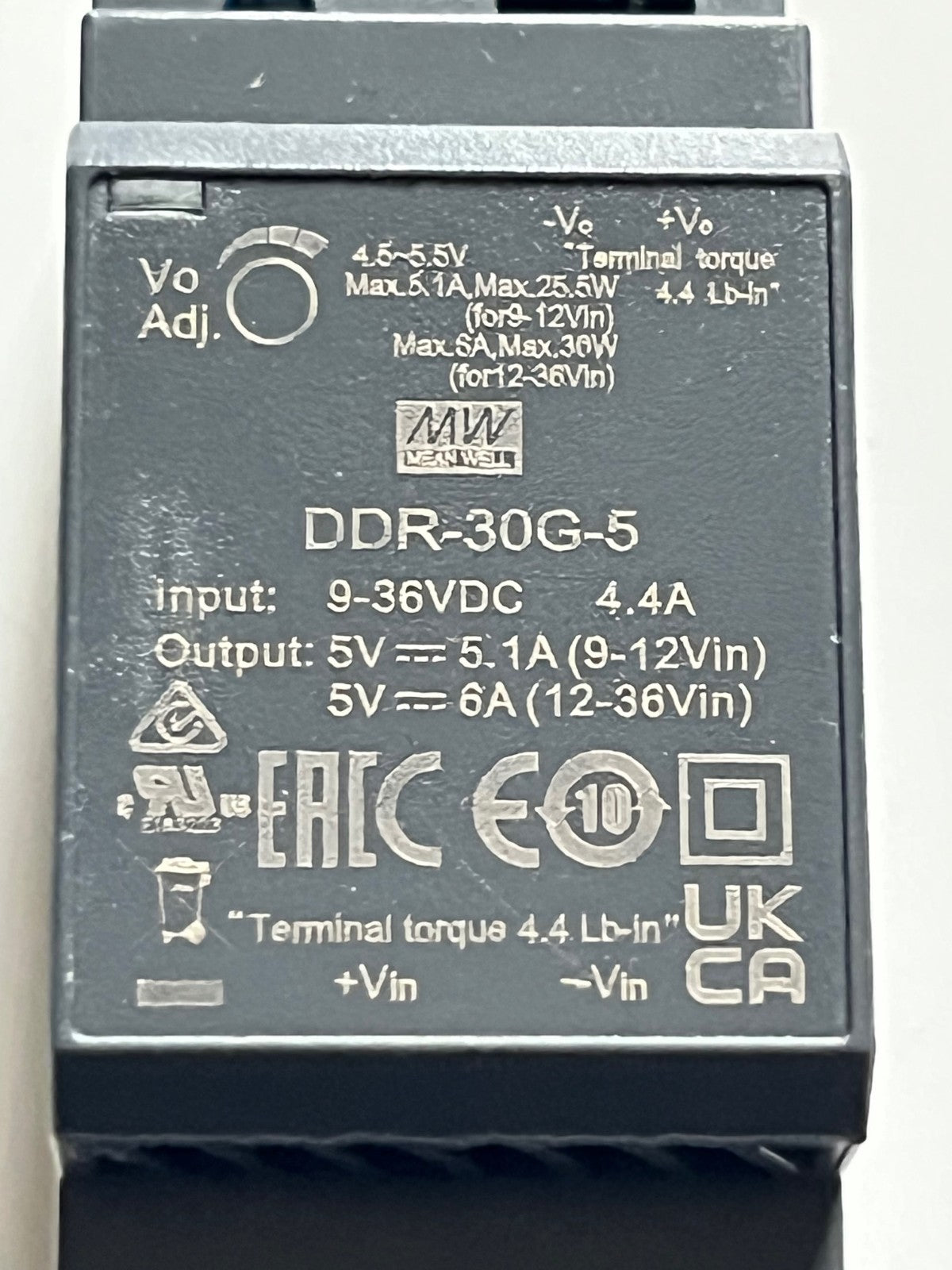 MEAN WELL DDR-30G-5 DIN RAIL MOUNT DC-DC CONVERTOR 9-36V IN 5V 6A OUT fd1d33