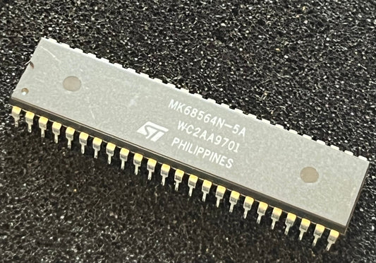 MK68564N-5A ST SERIAL I/O MICRO CONTROLLER UK STOCK (x1) fcb20.29
