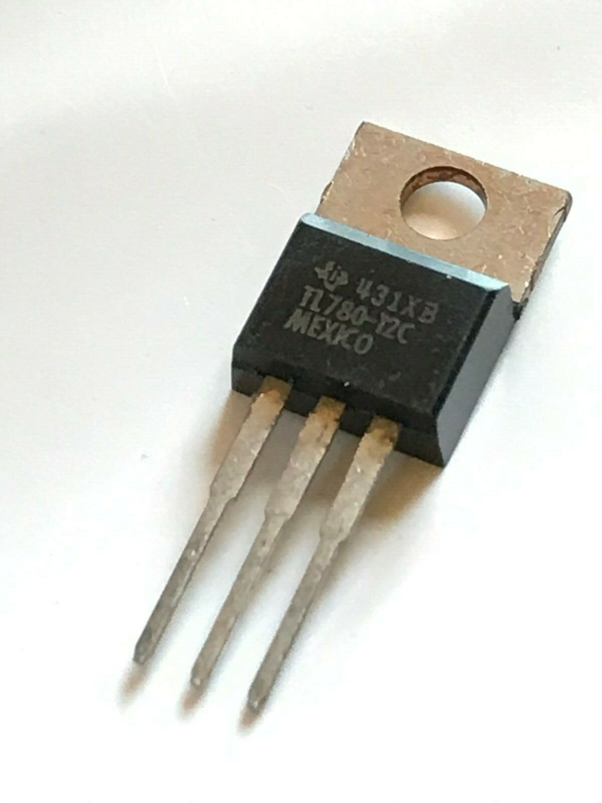 ORIGINAL VINTAGE TEXAS TL780-12C 1.5A 12V REGULATOR TO220 (x1) UK STOCK fd7d54