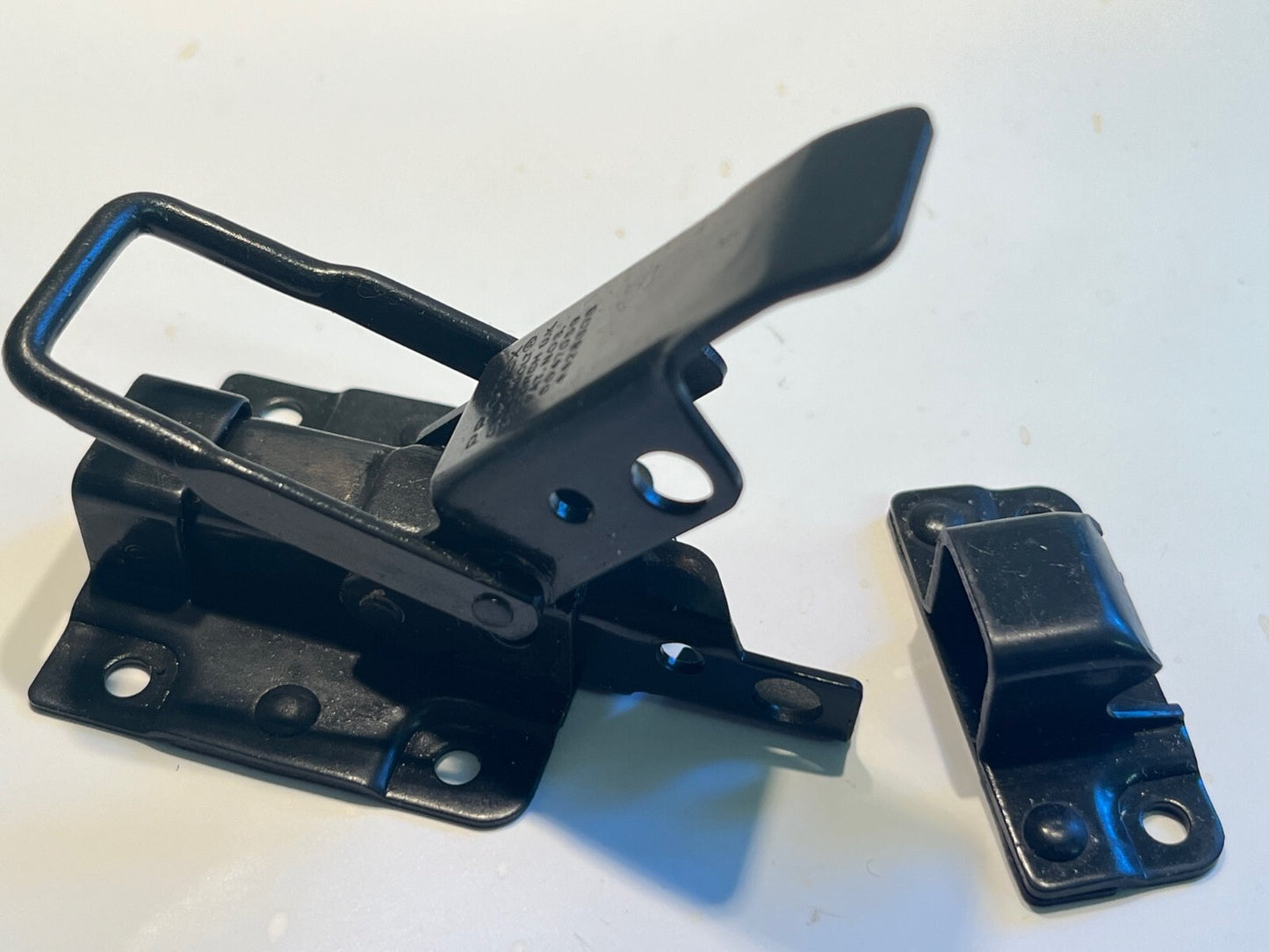 PROTEX 89-1069 BLACK, STAINLESS STEEL, CATCHBOLT CASE CATCH LOCK ae1T19