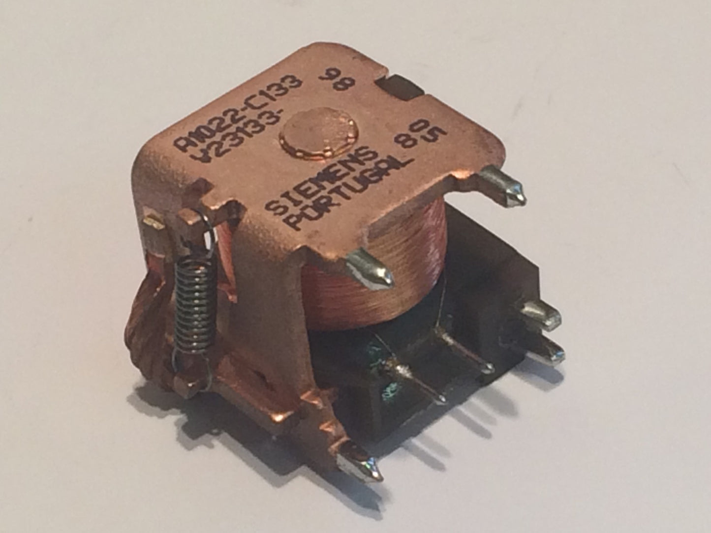 12 - 24V 40A CONTACTS RELAY HEAVY DUTY SIEMENS A1022-C133-V23133 (x1) blb98