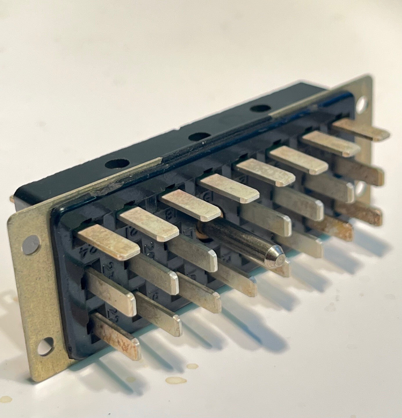 24 WAY PLESSEY PANEL MALE JONES SOCKET CONNECTOR fd2f3