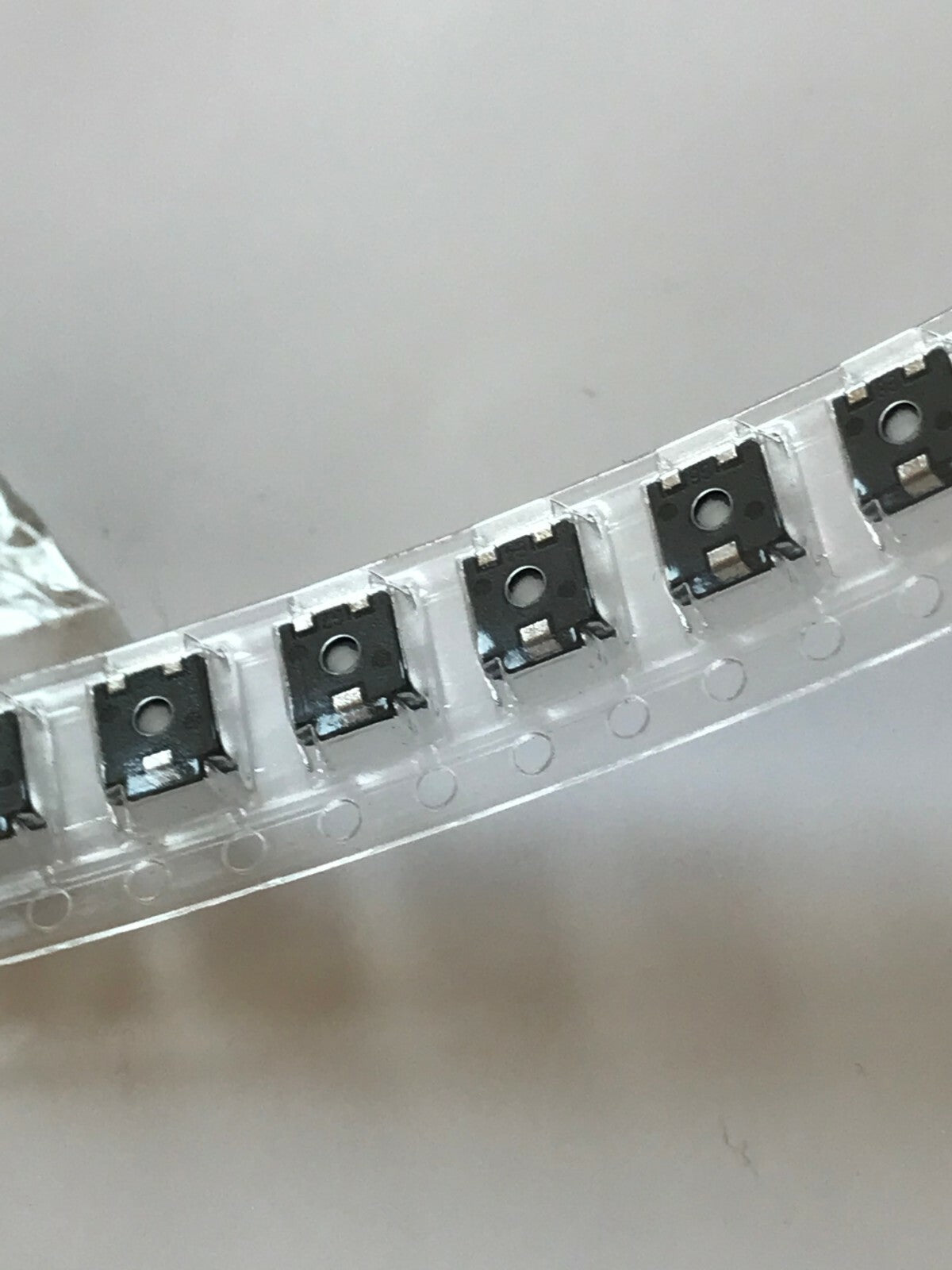 TYCO 3315X103M 10K LIN 5MM SURFACE MOUNT VARIABLE RESISTOR faa~2S