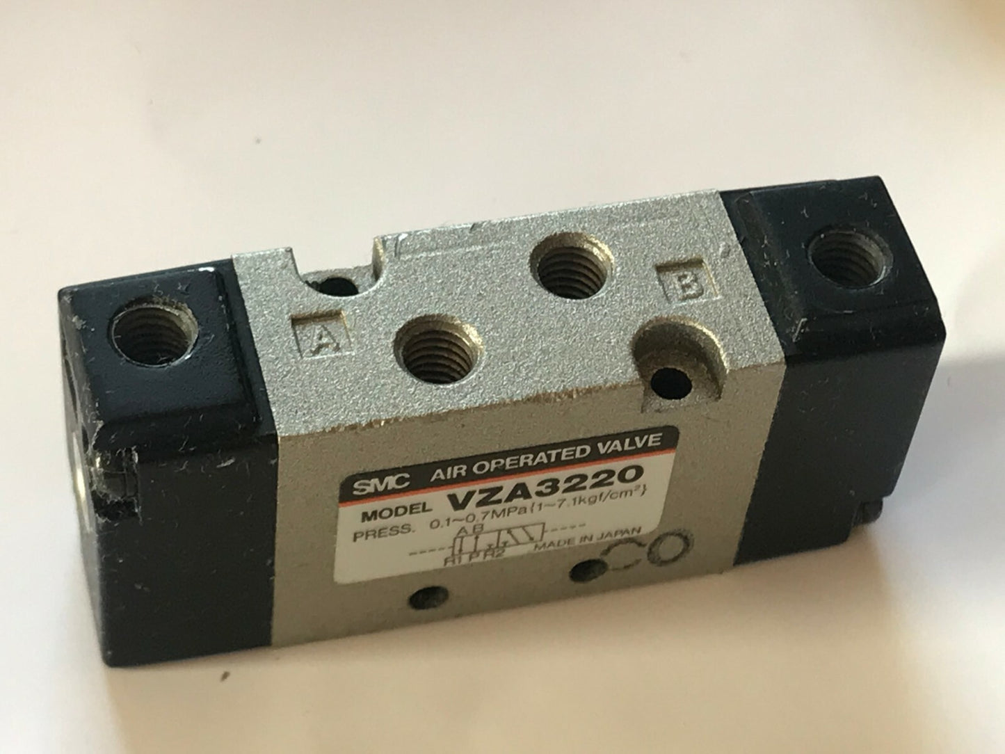 SMC VZA3220 PNEUMATIC 2 PORT CONTROL VALVE fd5e20