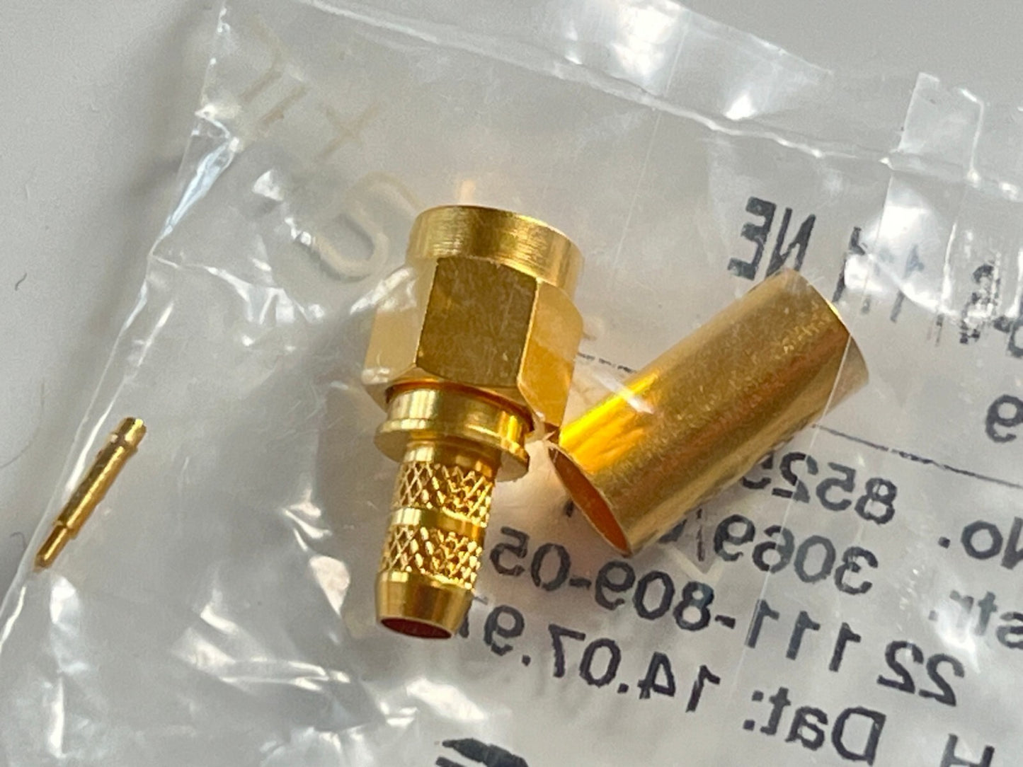 SUHNER 50 OHM SMA MALE PLUG FOR MINI COAXIAL 11SMA-50-3-6/111NE fcb25.34
