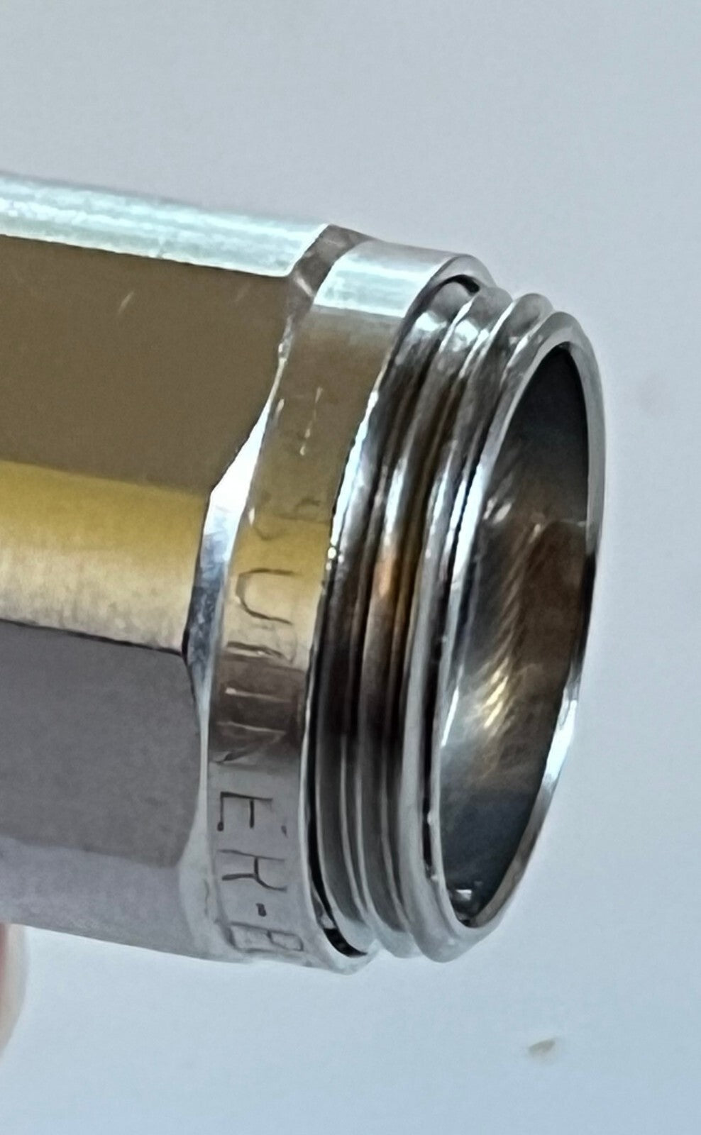 SUHNER PREMIUM APC-7 TO SMA MALE PRECISION RF COAXIAL ADAPTER FBA10A21