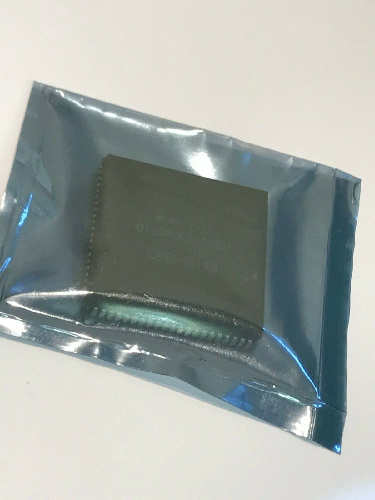 ORIGINAL HITACHI HD6473308CP10 PLCC MCU CHIP UK STOCK x1 fcb15.16