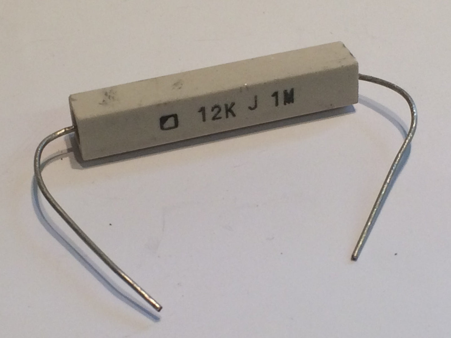 12K OHM 7W CERAMIC WIRE WOUND POWER RESISTOR 5% fd5c42