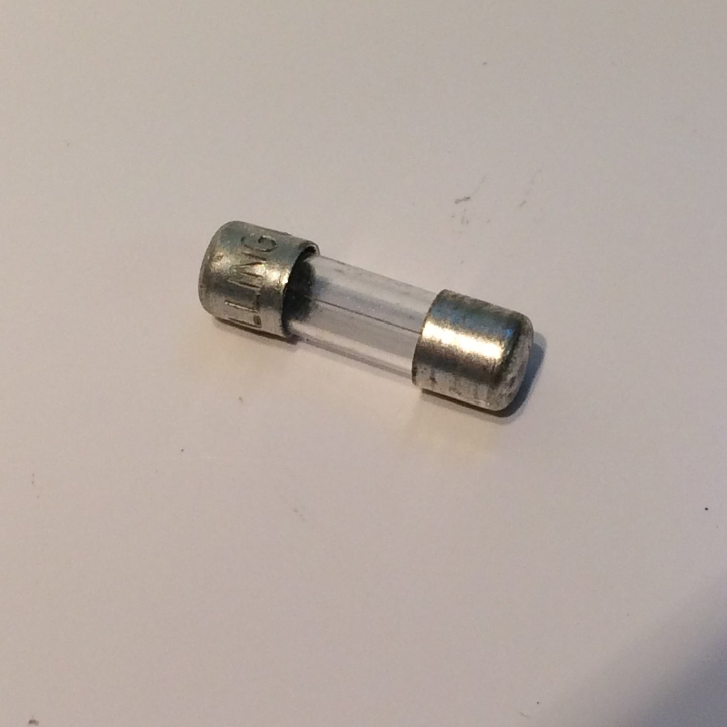 15MM GLASS 2.5A FUSE VINTAGE BELLING-LEE L562-2.5A bda5a