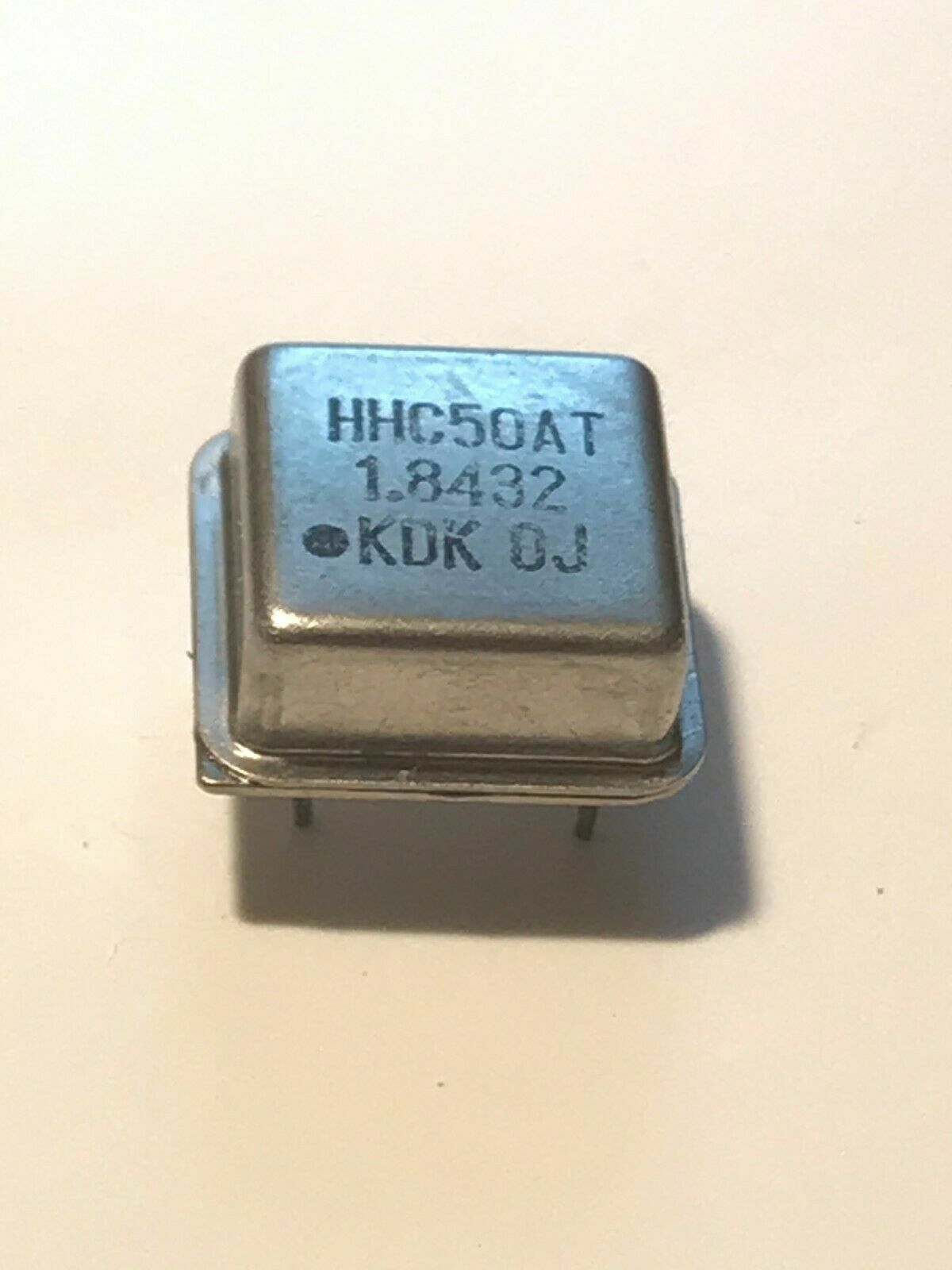 XTAL CRYSTAL OSCILLATOR 4 PIN METAL CAN 8 PIN DIL SIZE ALL FREQUENCIES faa27
