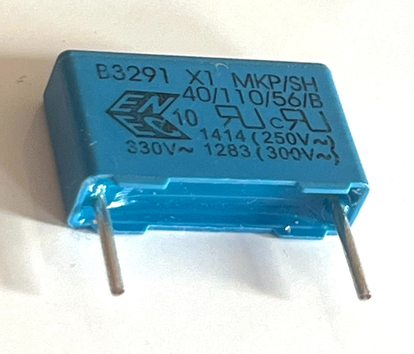 22nF 330V B3291 X1 RATED POLYPROPYLENE MKP CAPACITOR (X1) EPCOS fca12.10