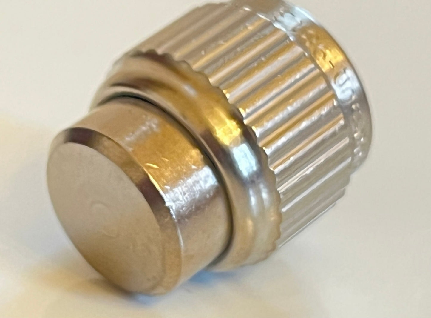 N TYPE MALE 50 OHM TERMINATION 1W 1GHZ RADIALL ad2n8
