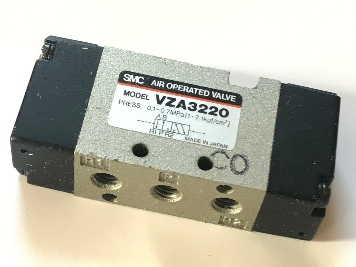 SMC VZA3220 PNEUMATIC 2 PORT CONTROL VALVE fd5e20