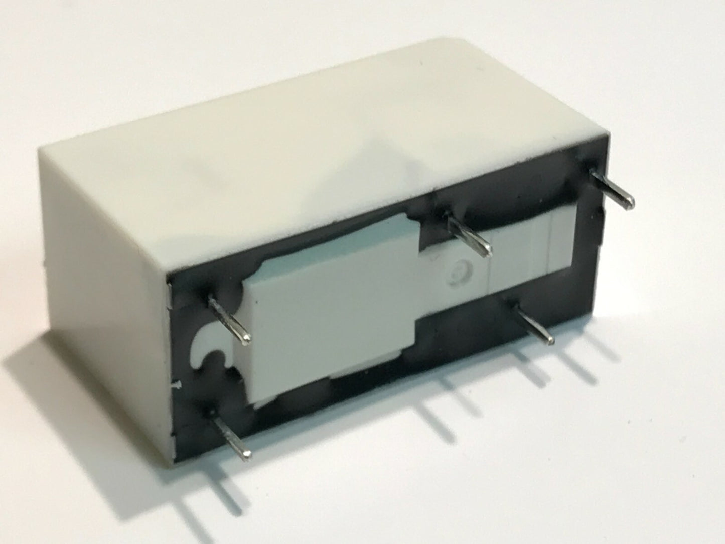 230V AC COIL MAINS COMPACT HIGH POWER RELAY WITH SPDT 12A CONTACTS blb158