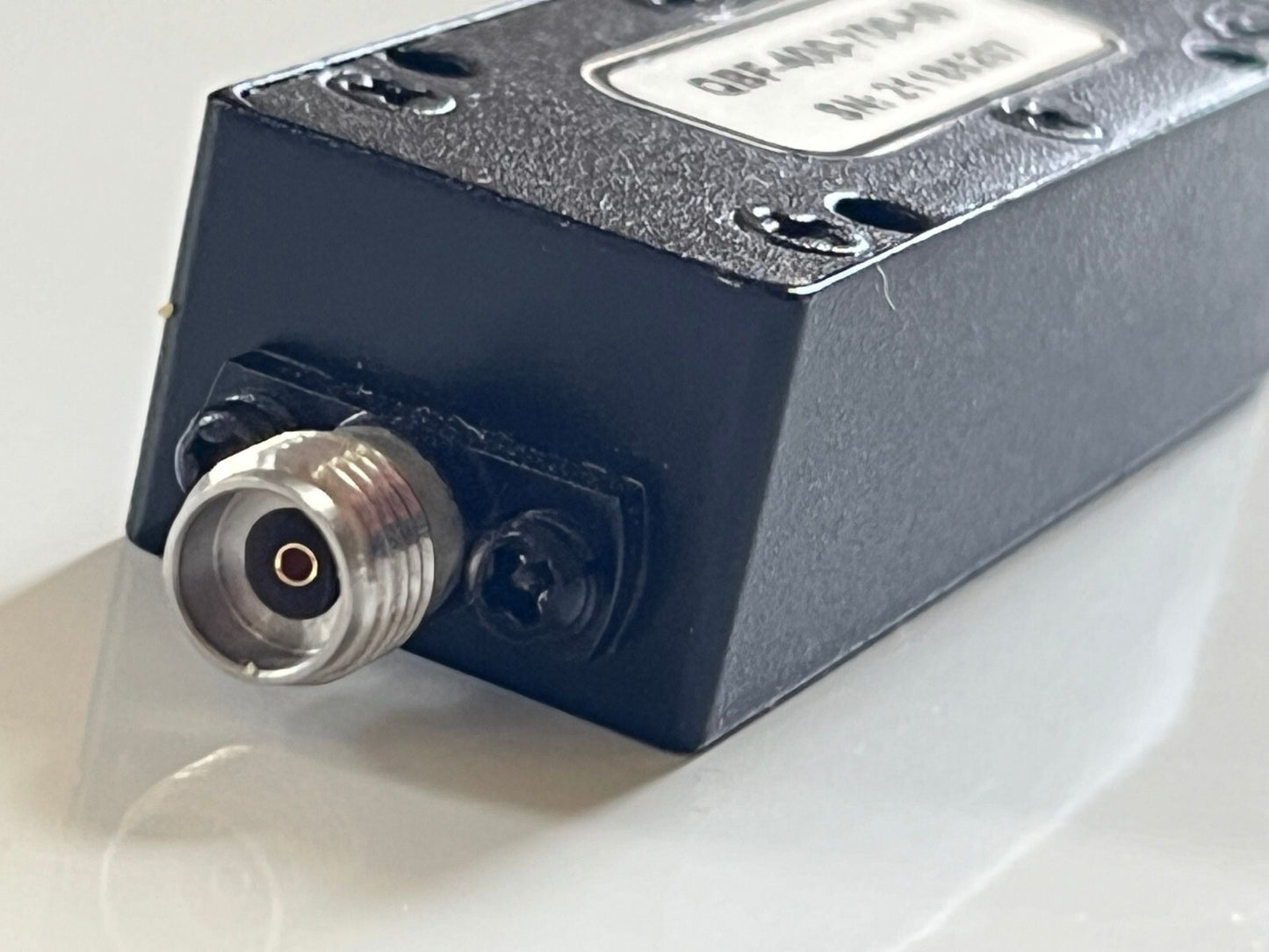 QUALWAVE 400MHZ - 700MHZ 1W BAND PASS FILTER 2.92MM CONNECTORS AE1W87